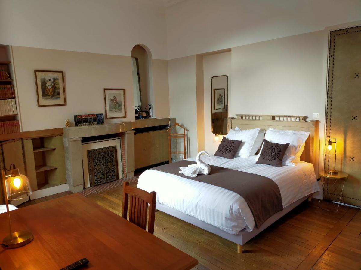 La Maison Bleue De รูแบ ภายนอก รูปภาพ
