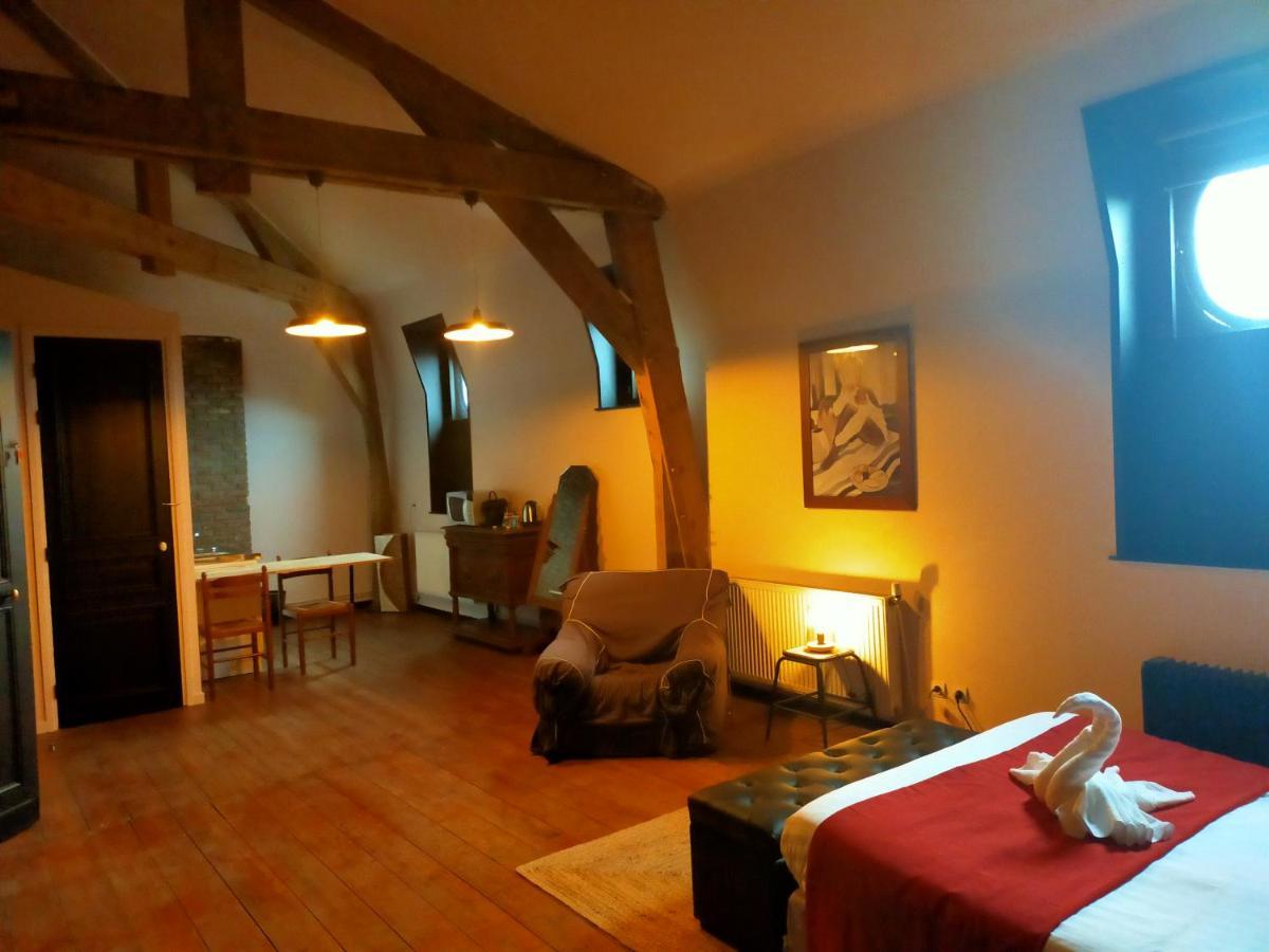 La Maison Bleue De รูแบ ภายนอก รูปภาพ