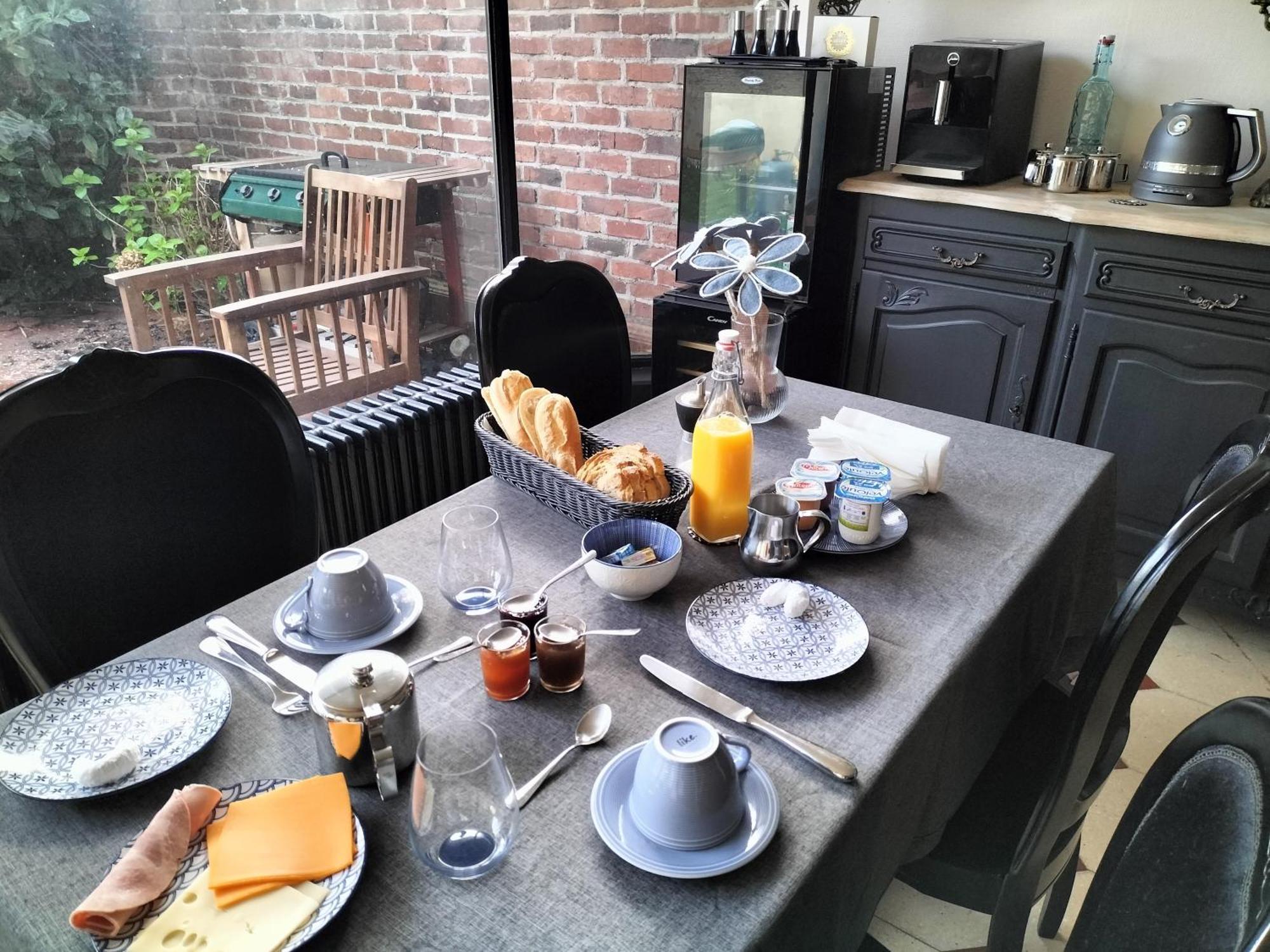 La Maison Bleue De รูแบ ภายนอก รูปภาพ
